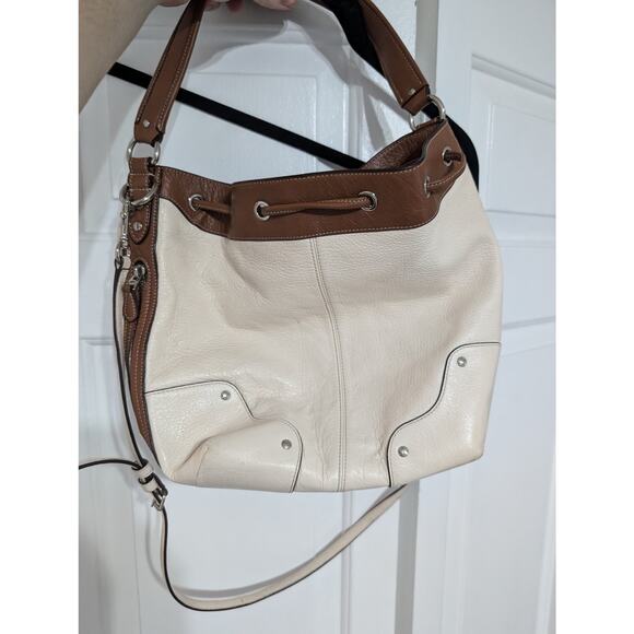Coach F37680 Mickie Drawstring Spectator Leather Shoulder Chalk & Saddle Pebble - Picture 8 of 9